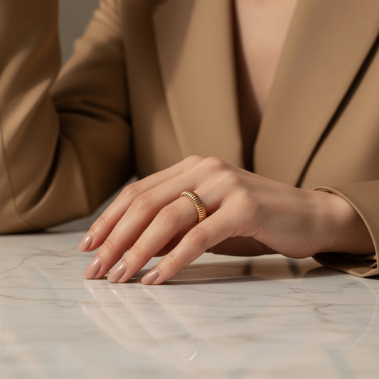 Luxe Ribbed ring