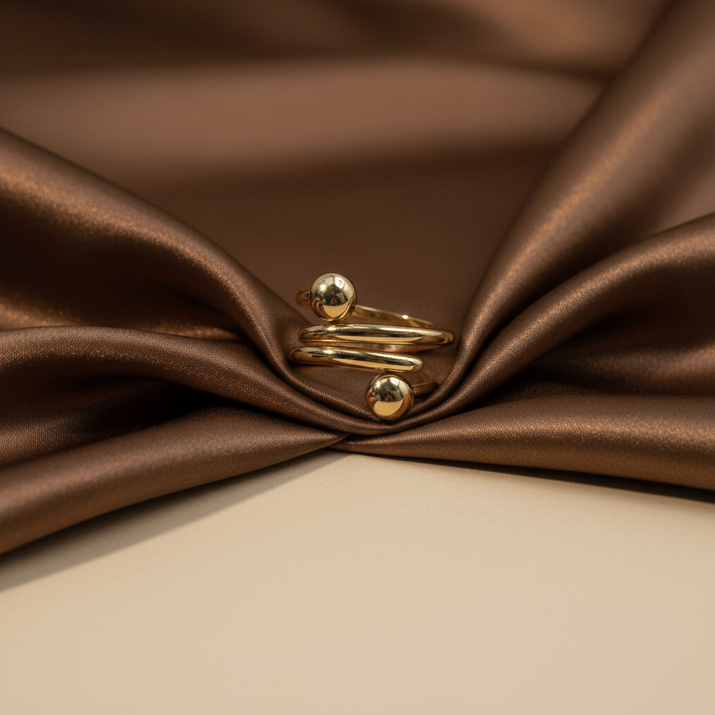 Dots and Dash: 18K Adjustable Ring