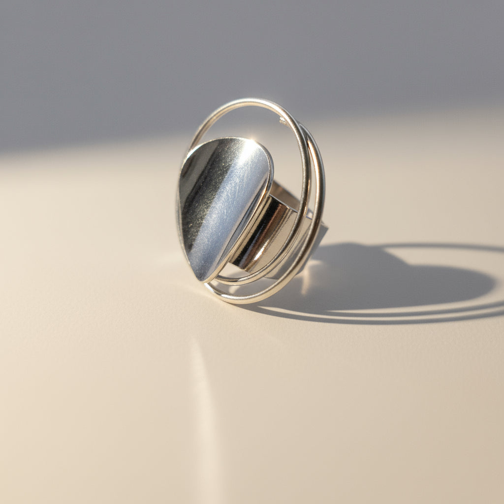 Silver Orbit: Geometric Layer Ring