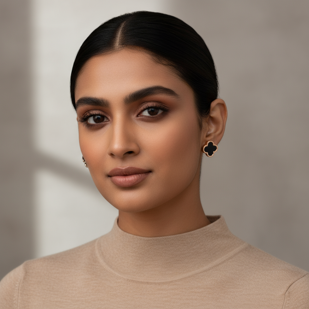 Noir Clover Mini Studs